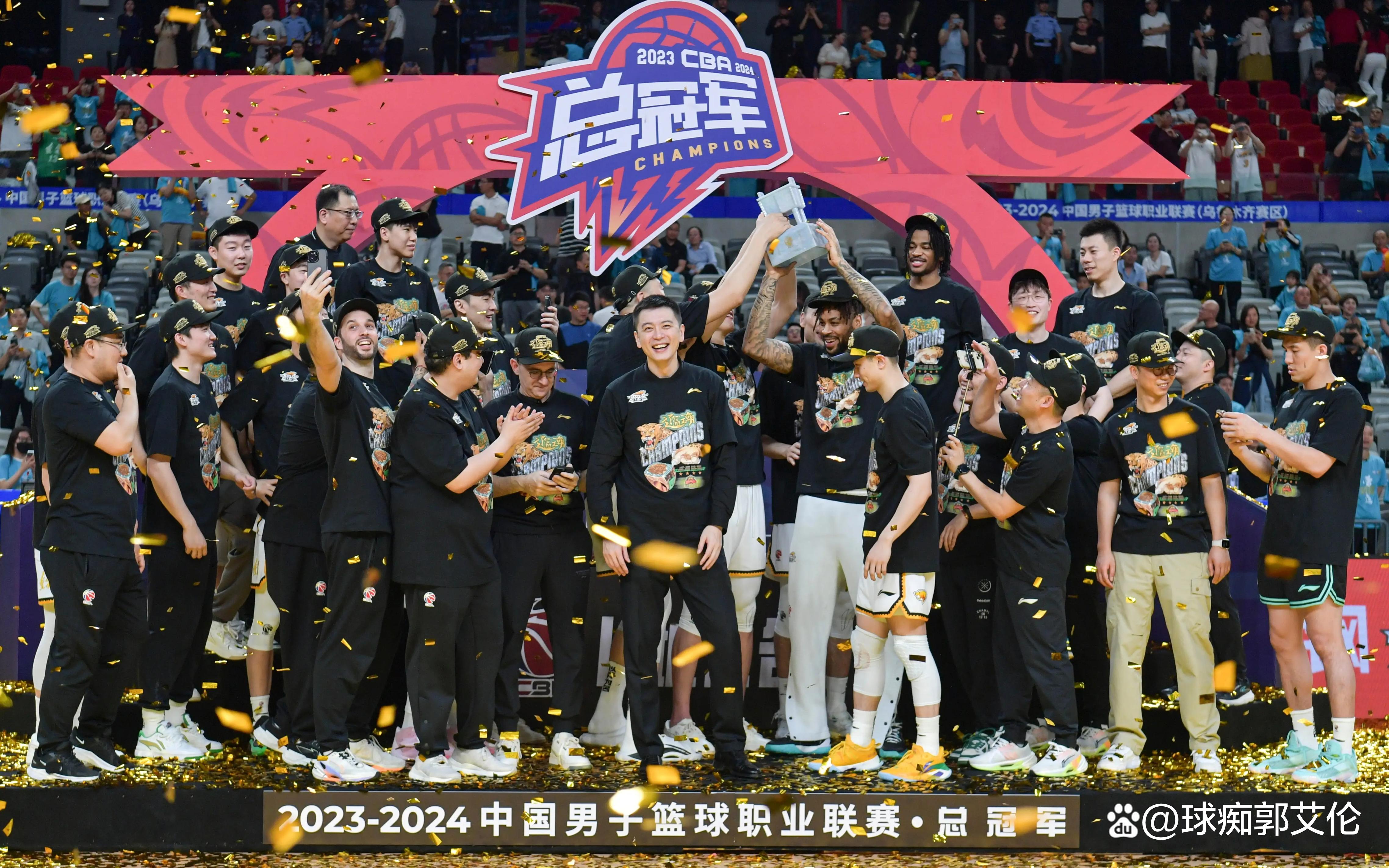 华体会登入-全国篮球锦标赛开战，优秀选手集结一堂燃情迎战的简单介绍