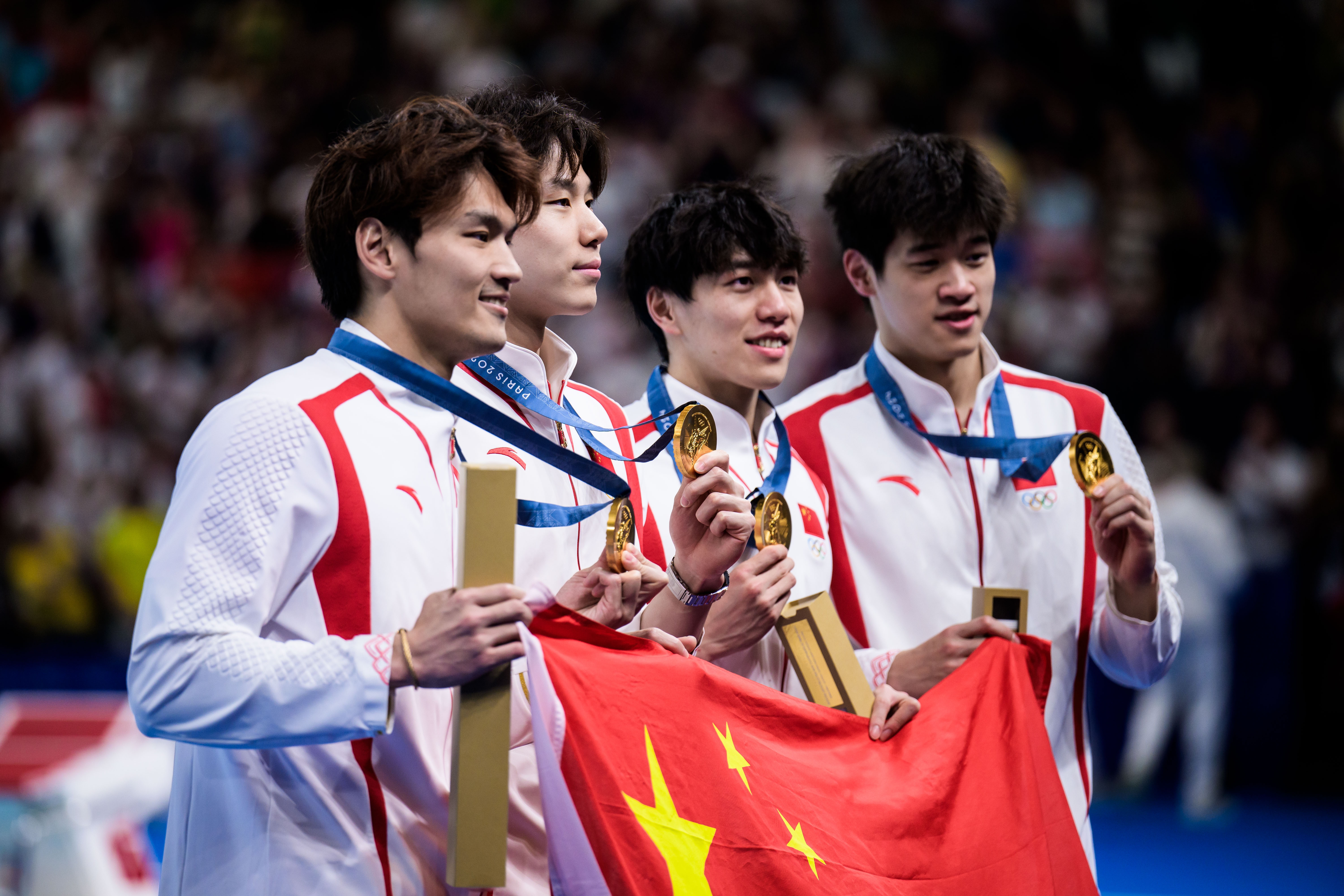 华体会官网体育-力压群雄，中国选手问鼎金牌的简单介绍
